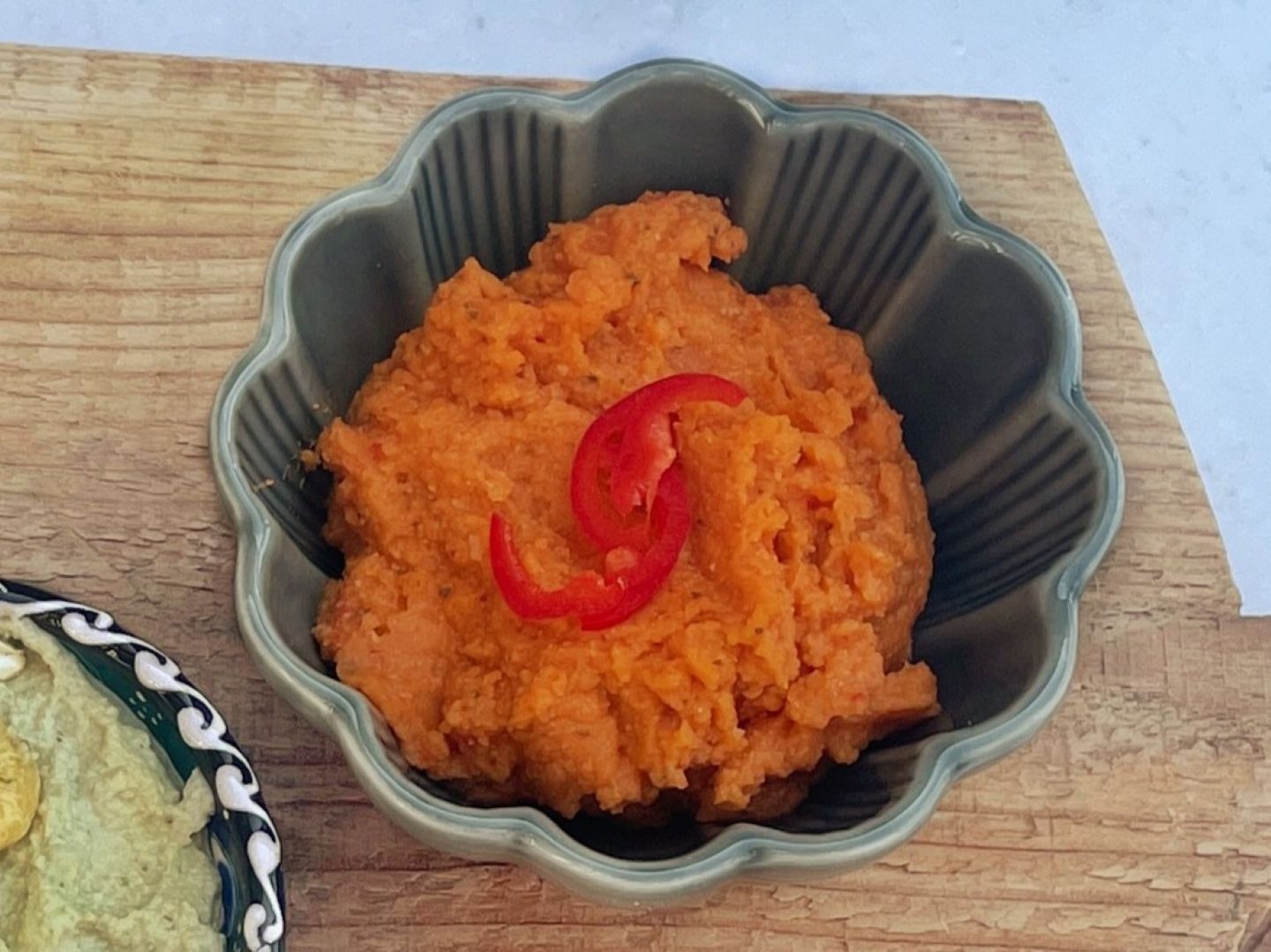 Oranje hummus