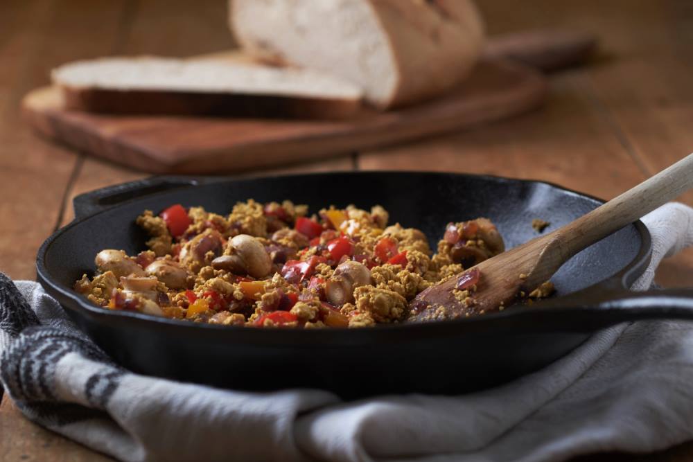 Kruidige tofuscramble met groenten