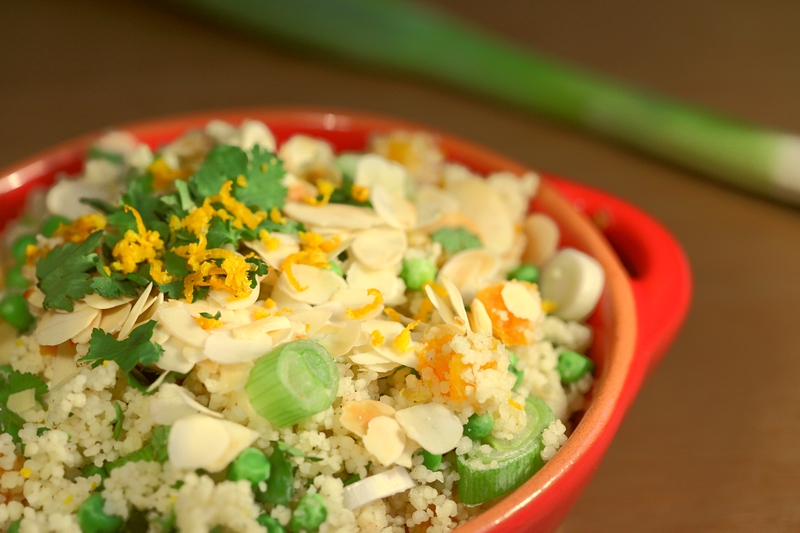 Couscoussalade met abrikozen en erwten