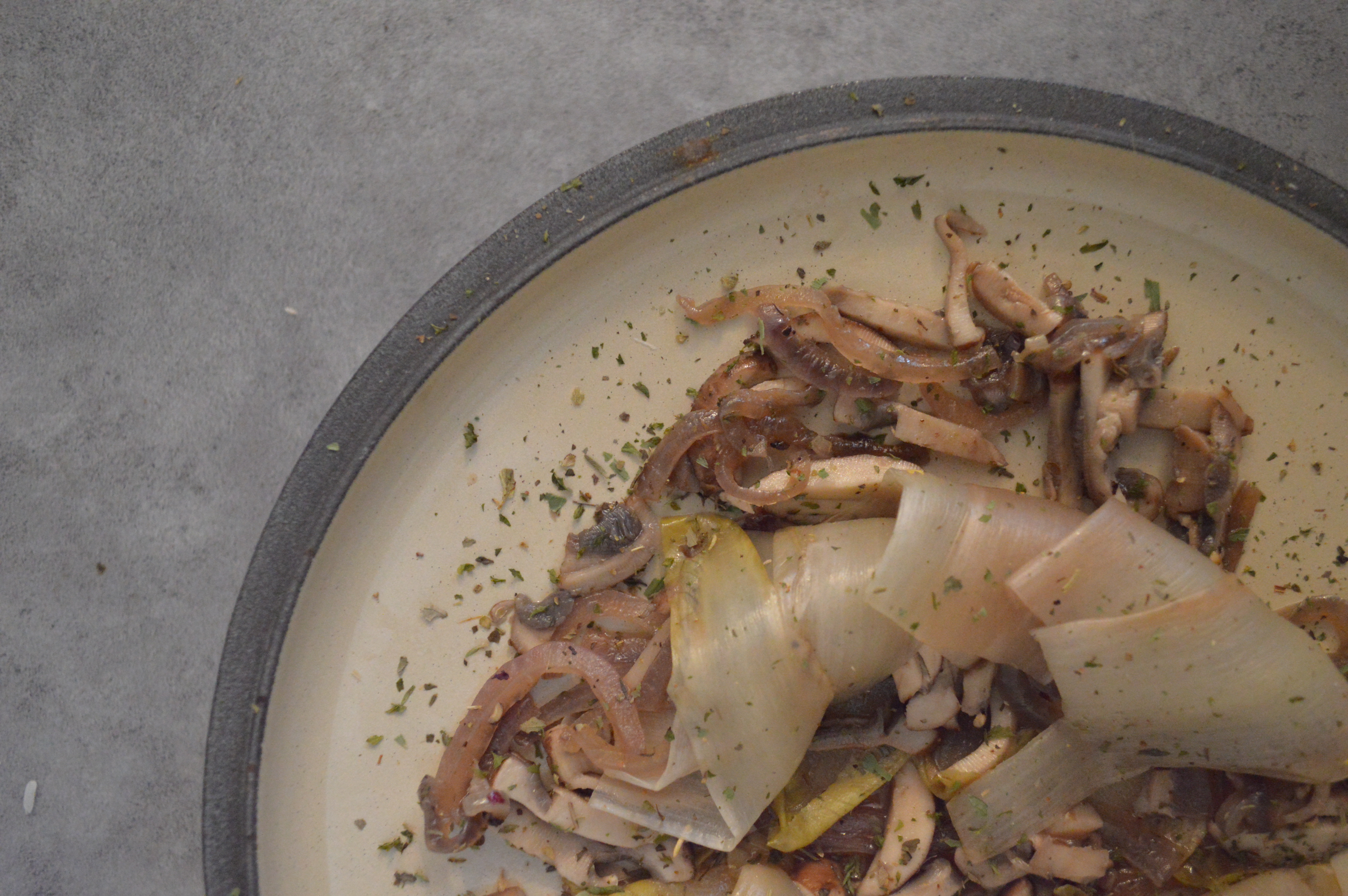 Witlofrolletjes met Champignons