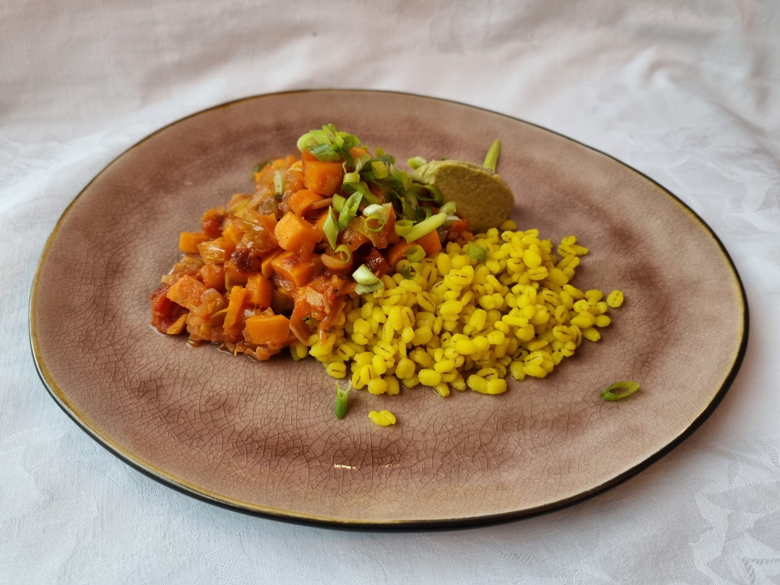 Groentestoof met avocadosaus