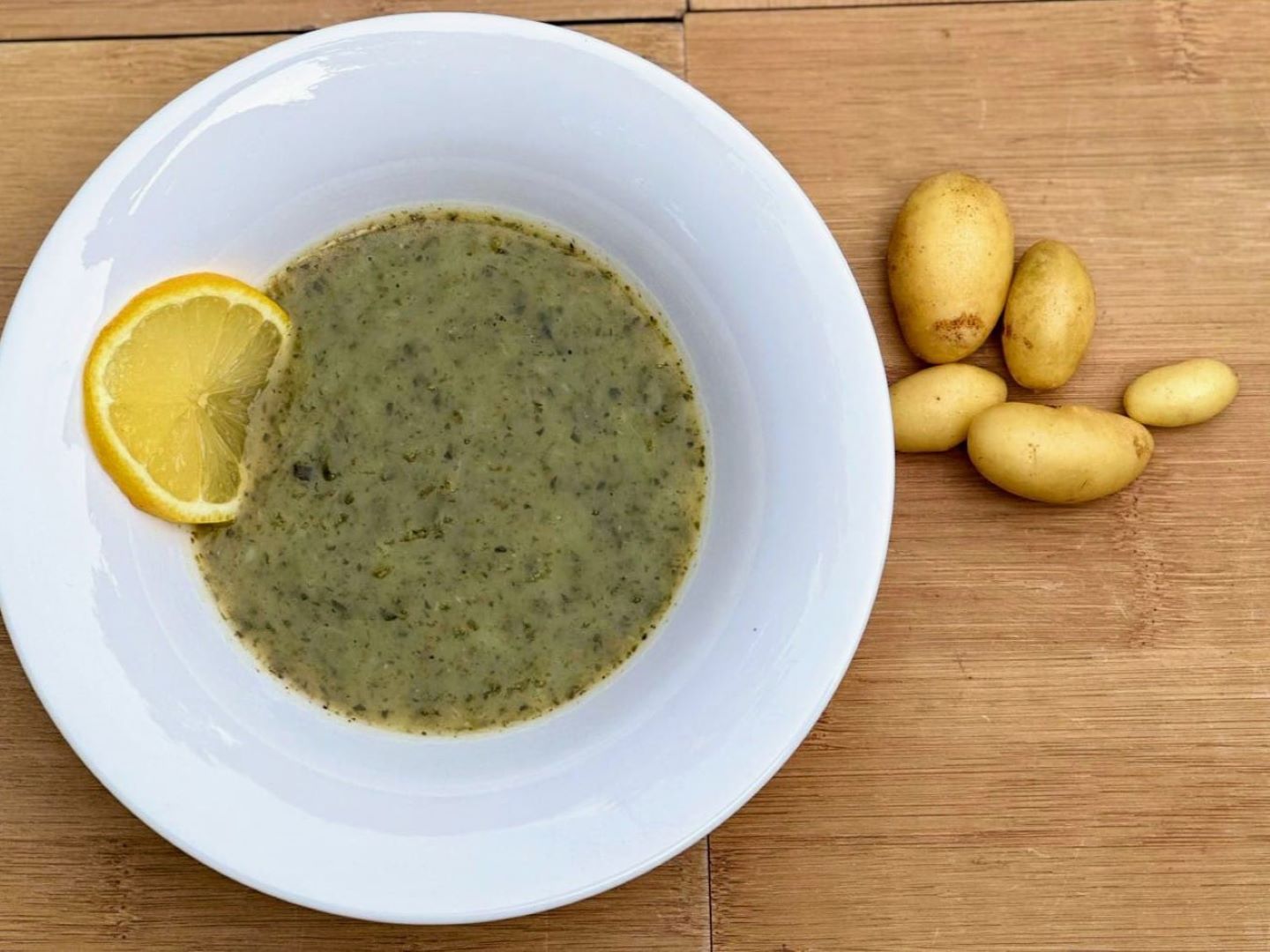 Aardappel-snijbietsoep