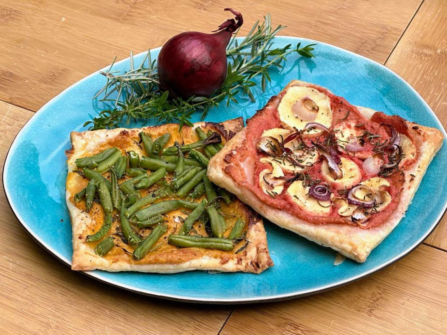 Feestelijke miniplaattaartjes